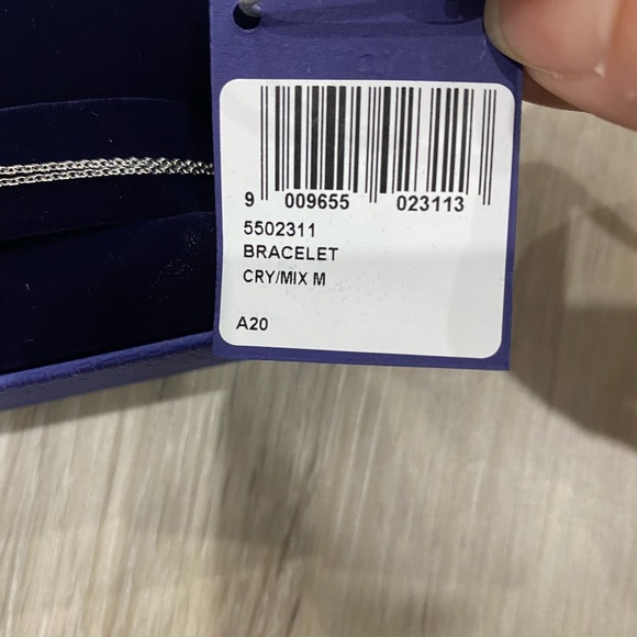 Swarovski:Crystal Fit Wonder-woman Bracelet,Gold Tone,mixed metal finish 5502311 - Picture 7 of 7